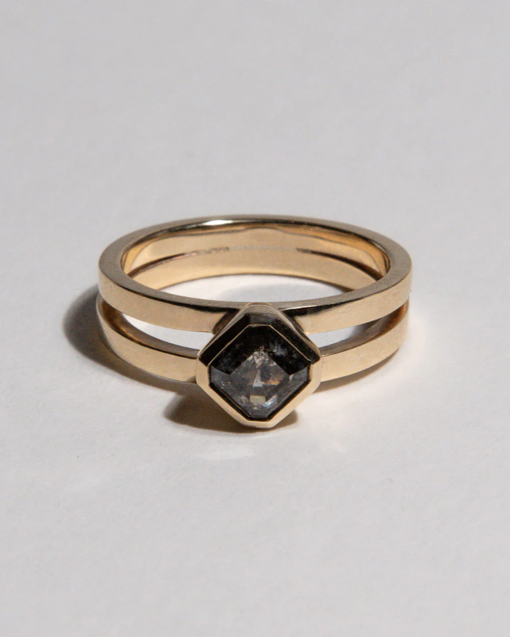 Odette 1.28ct Grey Diamond Ring - Image 7