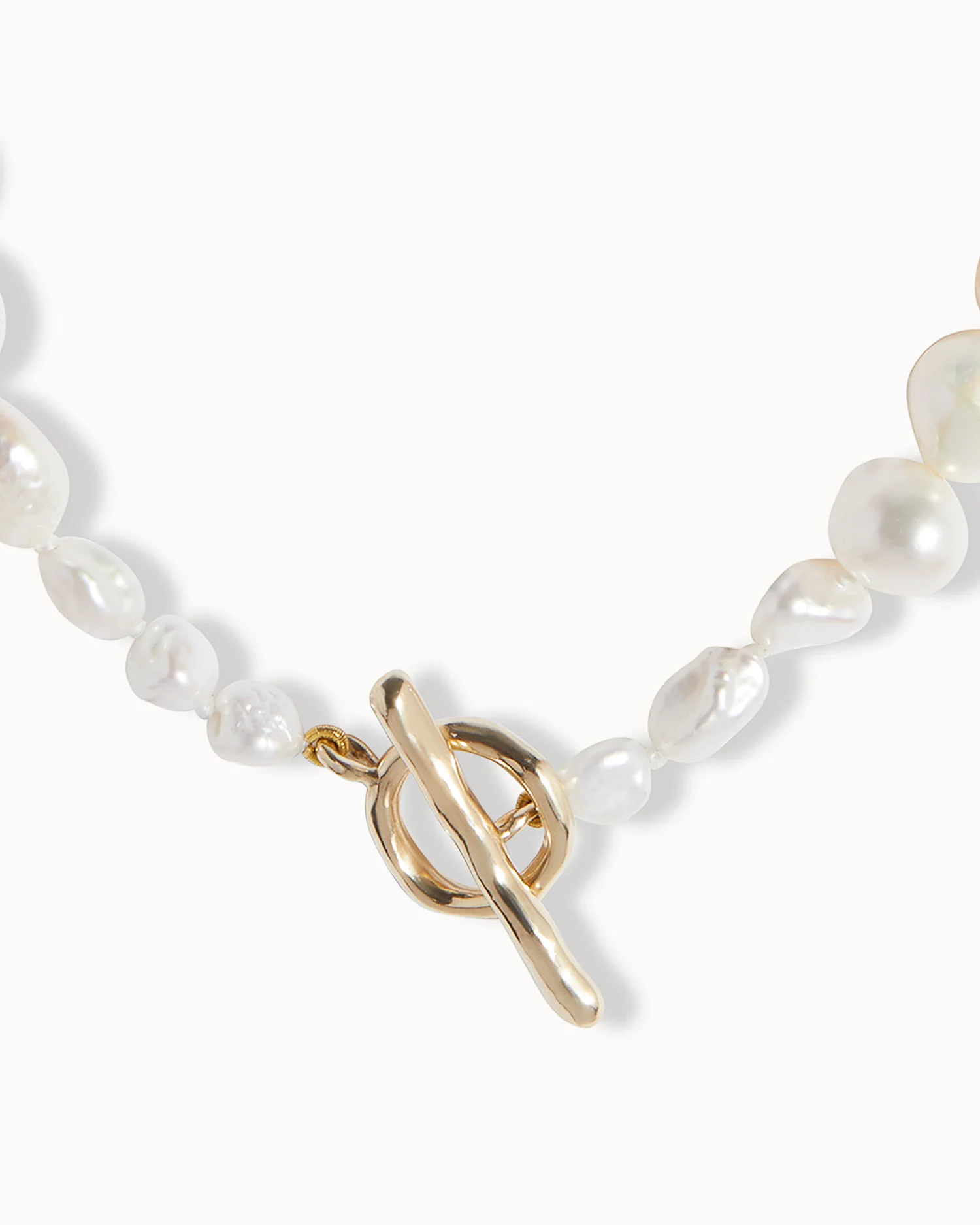 Baroque Pearl T-Bar Necklace - Image 4