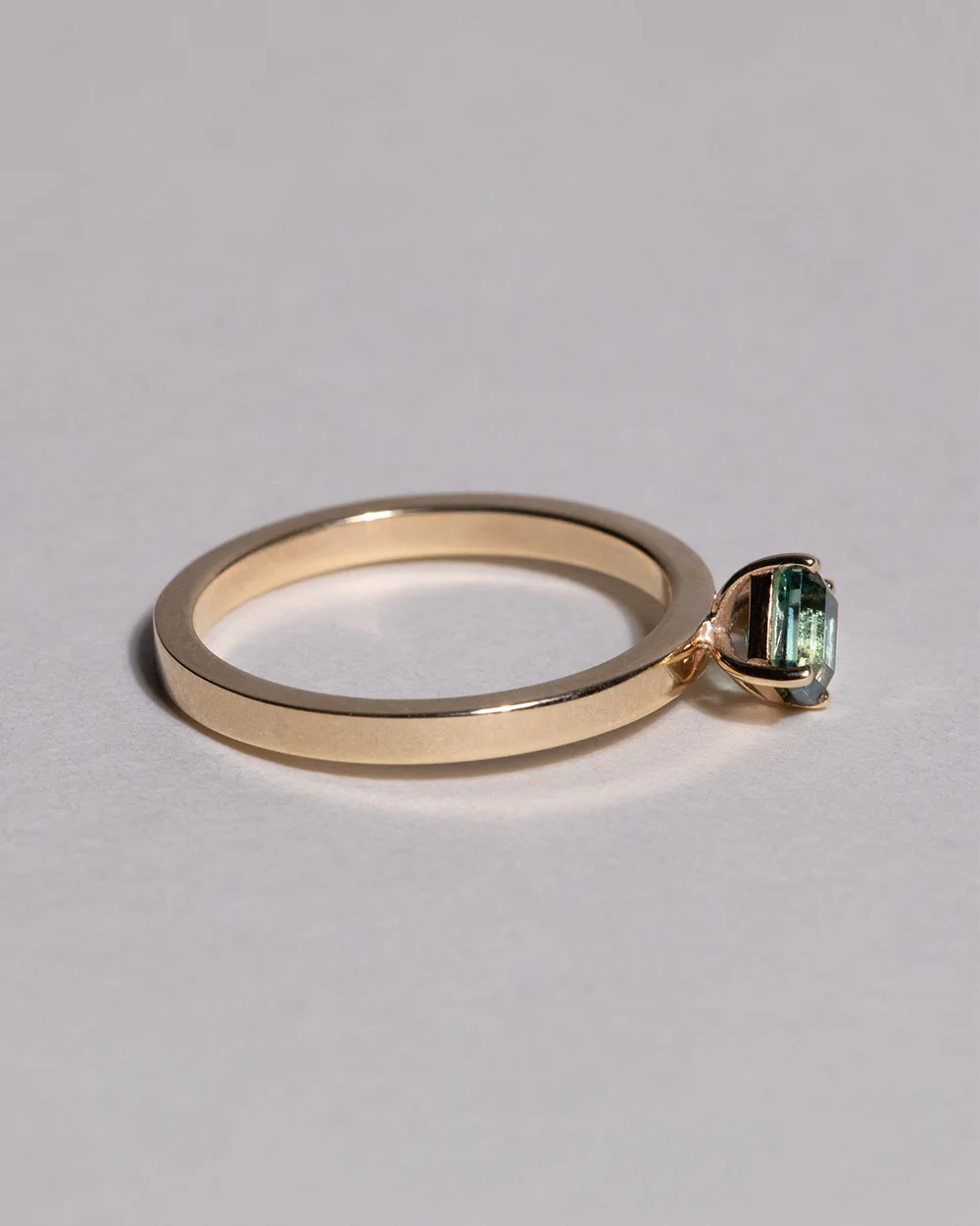 Jodie 0.69ct Green Sapphire Ring - Image 4