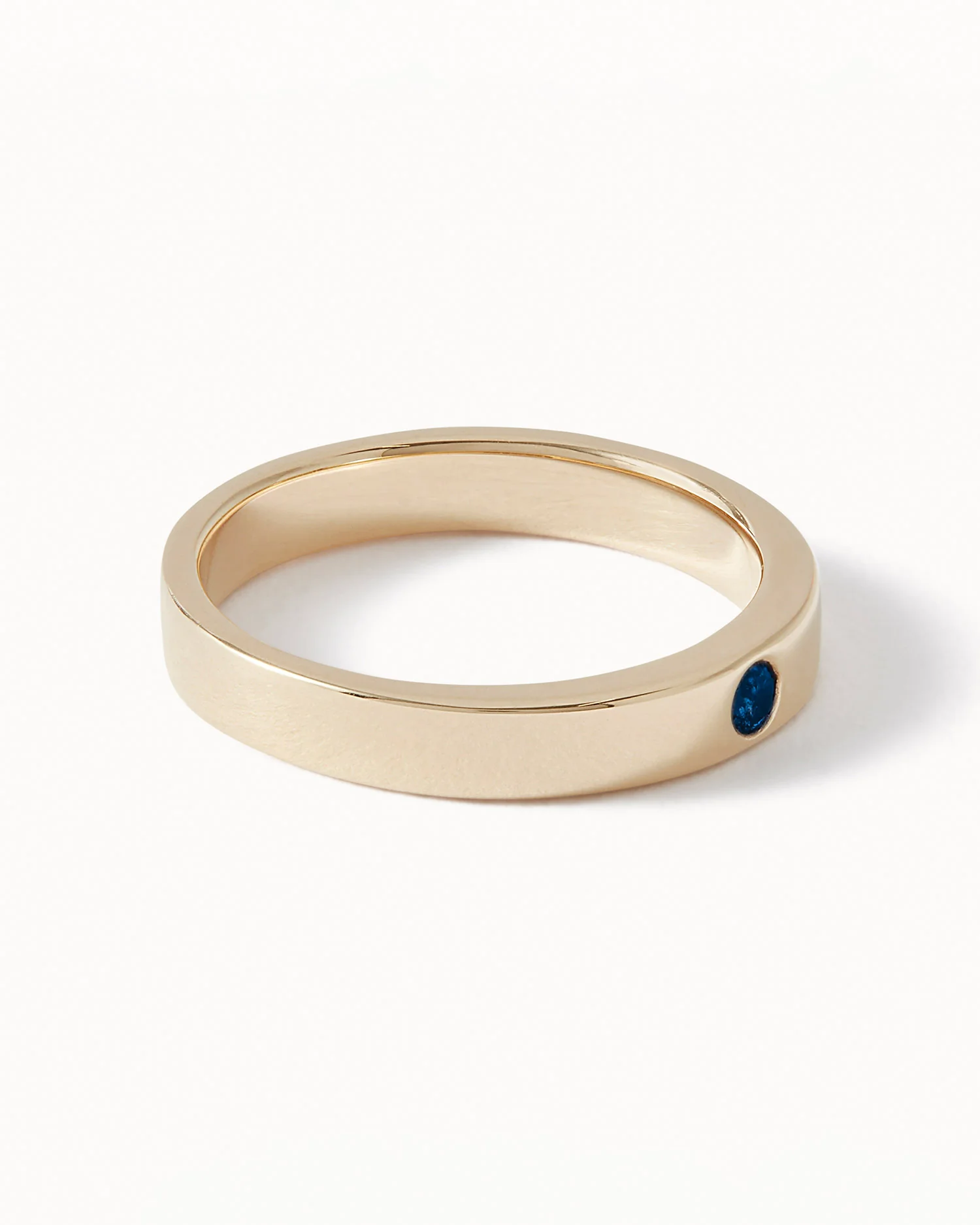 Solid Gold Heirloom Single Stone Sapphire Ring - Image 3