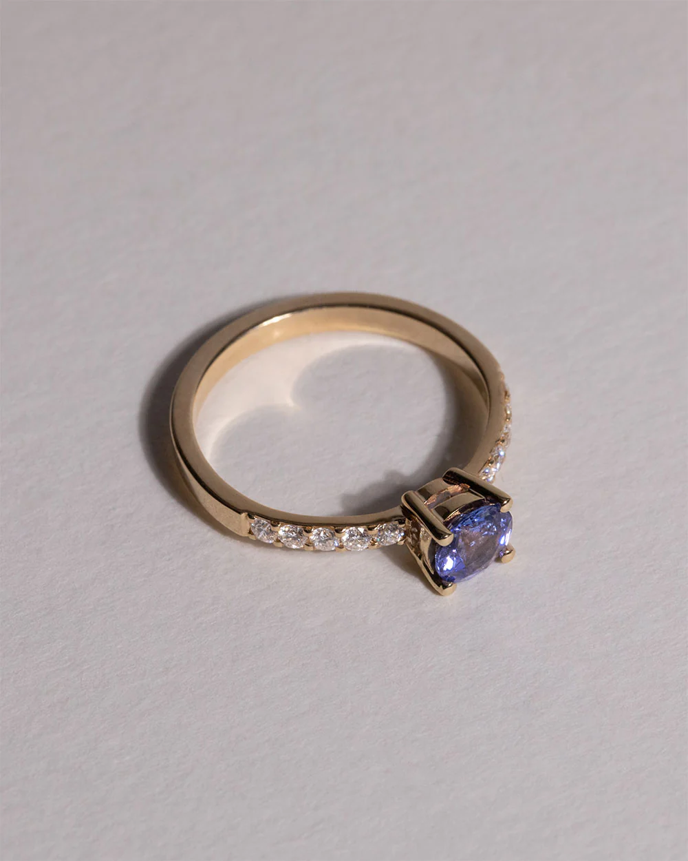 Iona 0.73ct Sapphire Ring - Image 4