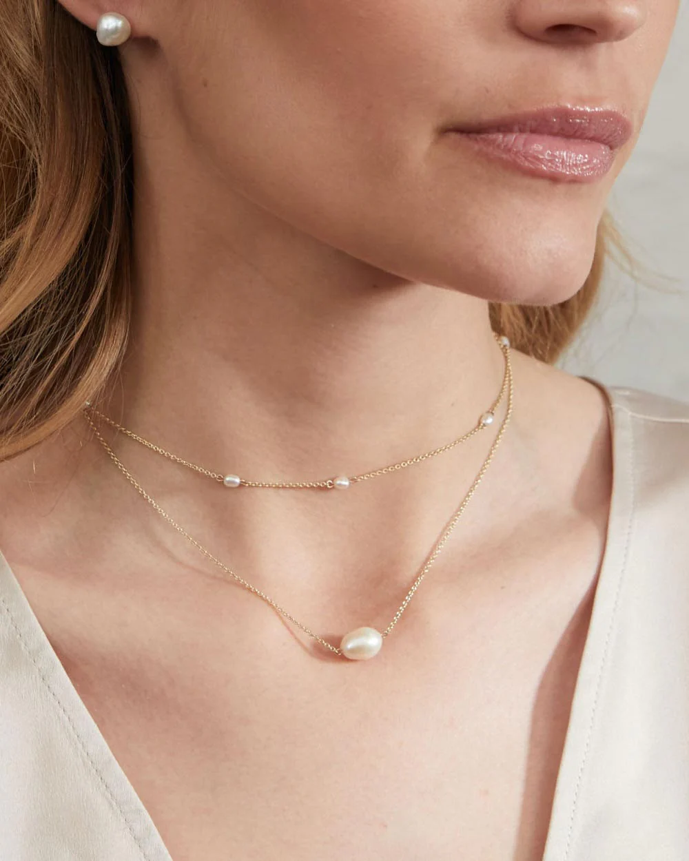 Solid Gold Single Pearl Necklace - Image 3